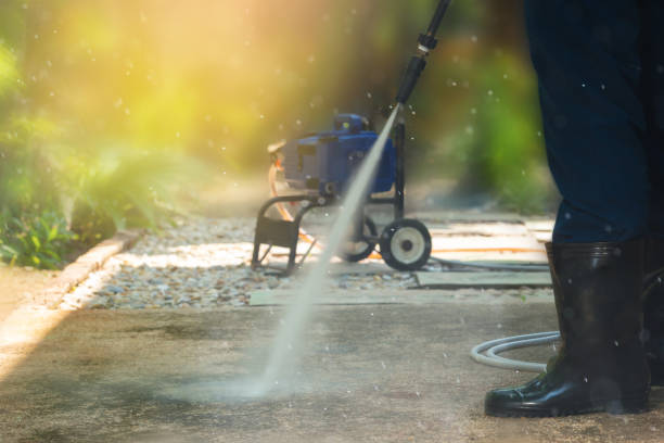 Best Gutter Cleaning  in Greentree, NJ